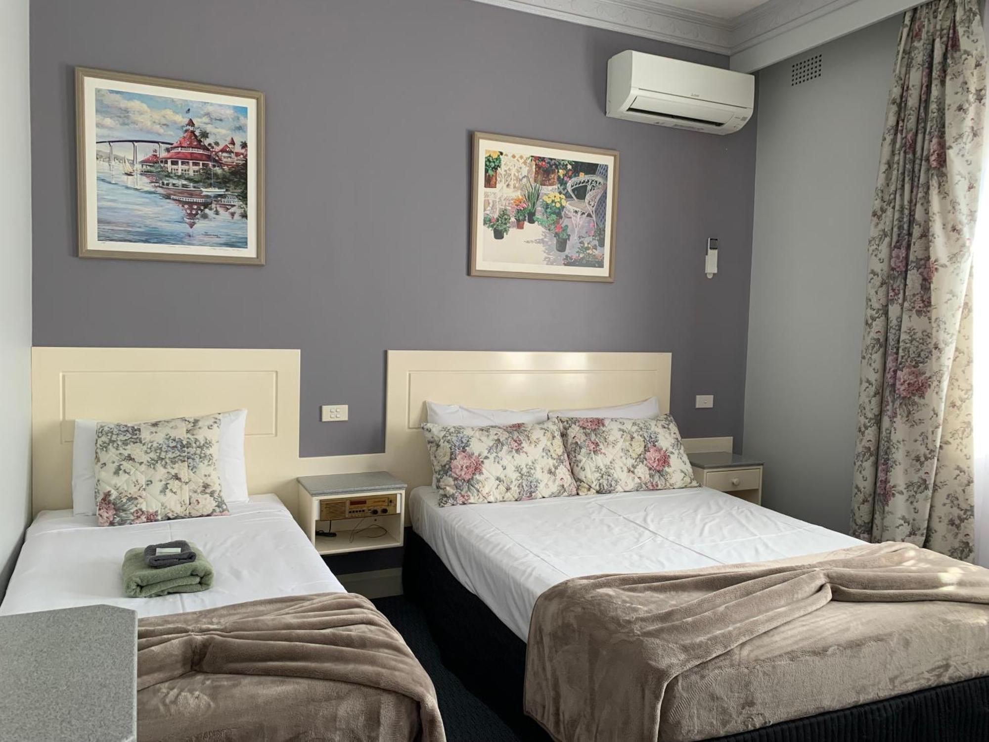Moruya Monarch Hotel Zewnętrze zdjęcie