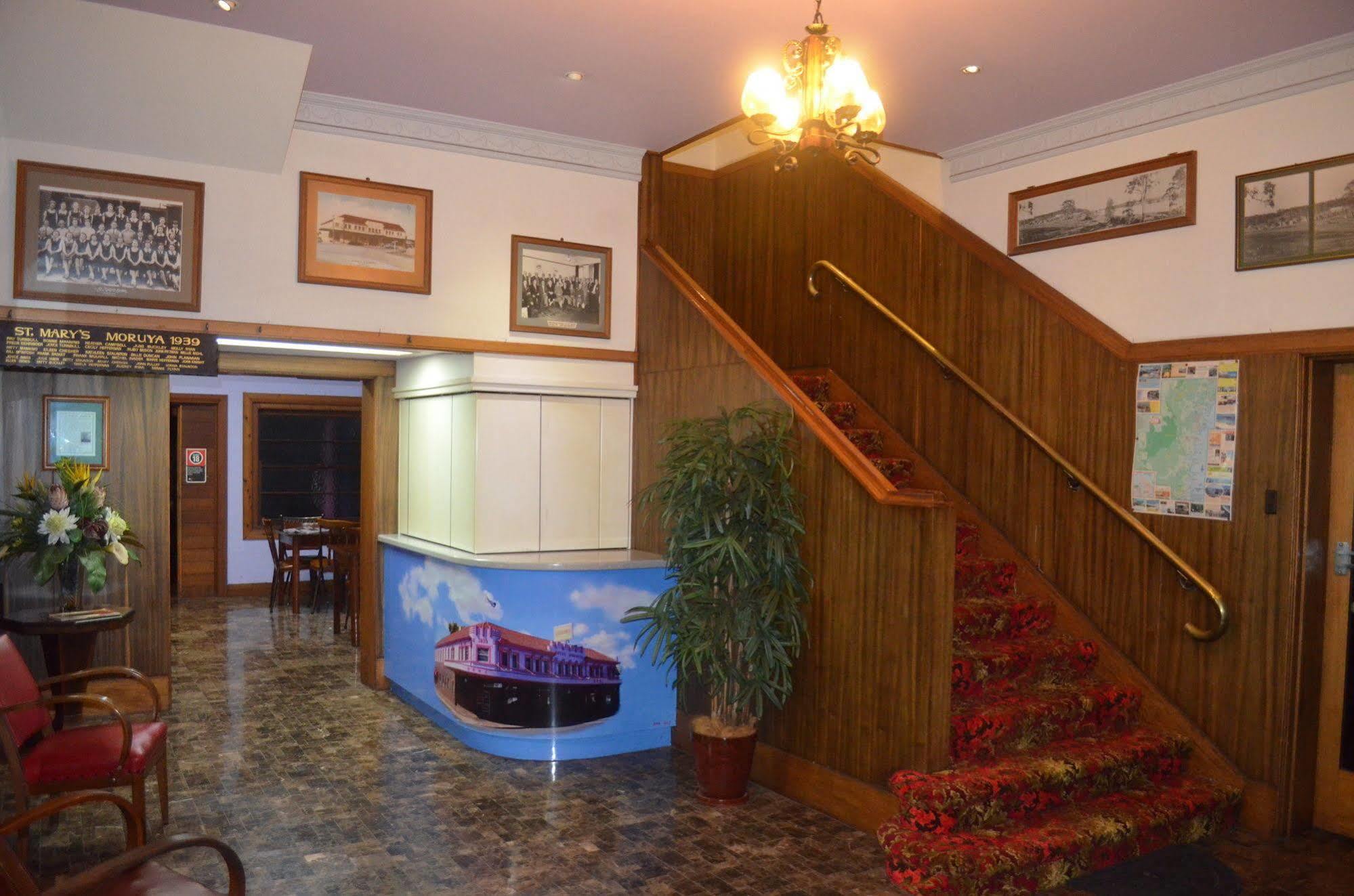 Moruya Monarch Hotel Zewnętrze zdjęcie
